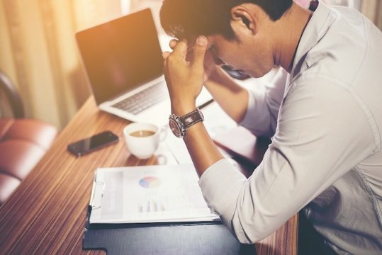 8_reasons_why_we_hate_annual_performance_review 8_reasons_why_we_hate_annual_performance_review